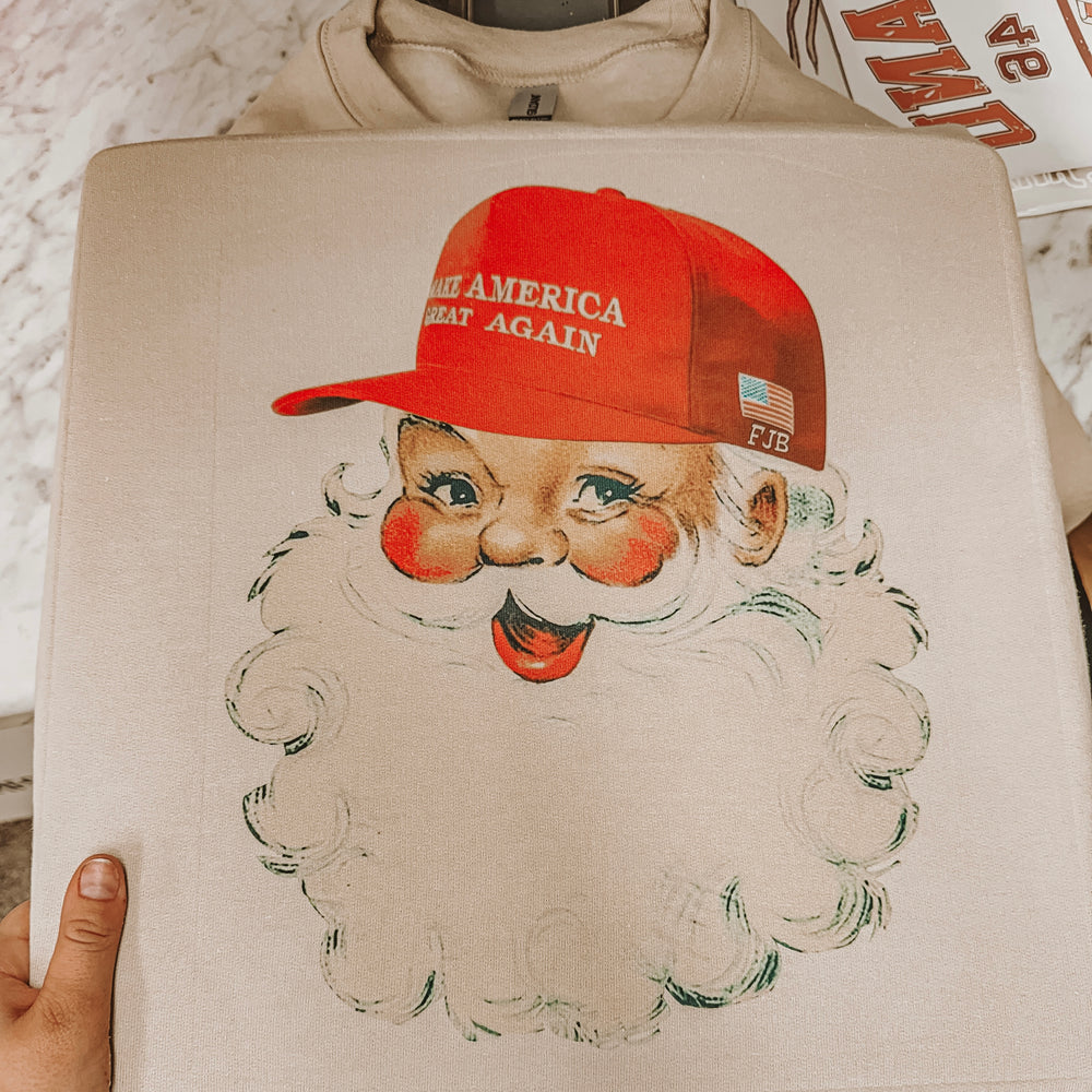 MAGA SANTA